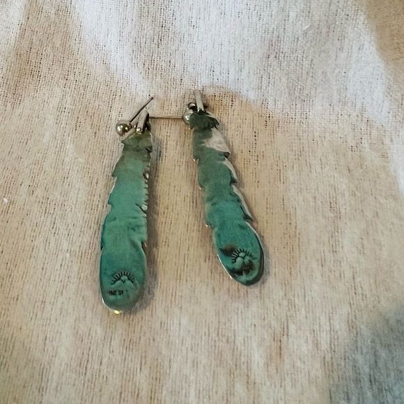 Sterling silver and stone Southwest feather earrings - Picture 2 of 4